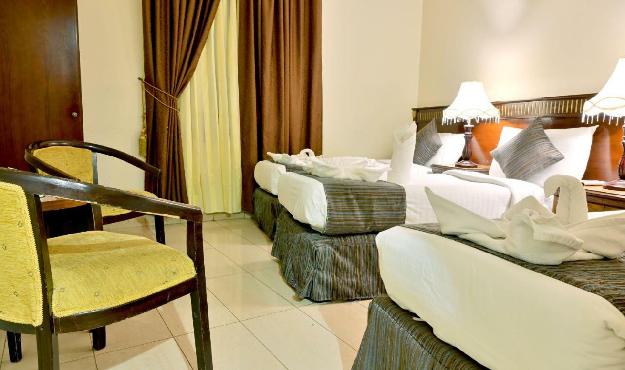 Hayah Taibah Hotel Medina Luaran gambar